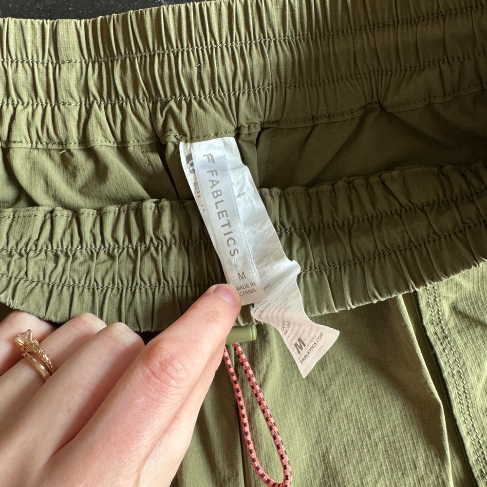 Fabletics Cargo Pants - Picture 6 of 9